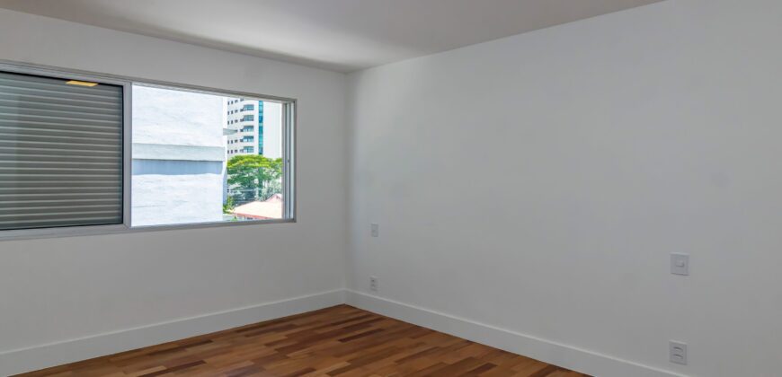 Apartamento para venda no Jardim Paulista com 149 m², 3 quartos e 1 suíte.