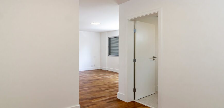 Apartamento para venda no Jardim Paulista com 149 m², 3 quartos e 1 suíte.