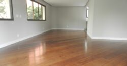 Excelente oportunidade: apartamento reformado ao lado do Parque do Povo em São Paulo, SP