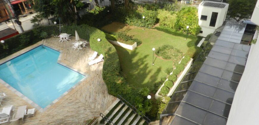 Excelente oportunidade: apartamento reformado ao lado do Parque do Povo em São Paulo, SP