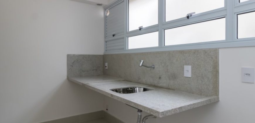 Apartamento de alto padrão à venda – Cerqueira César – 2 suítes – Reformado