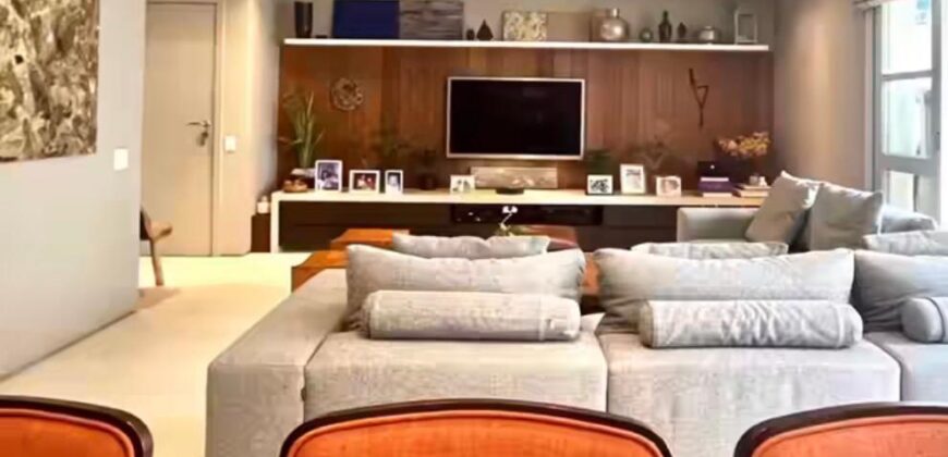 Apartamento reformado à venda no Jardim Europa, próximo ao Shopping Iguatemi