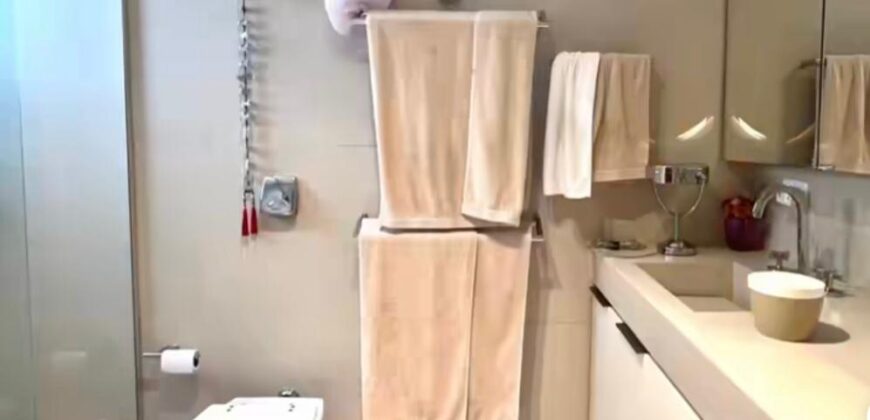 Apartamento reformado à venda no Jardim Europa, próximo ao Shopping Iguatemi