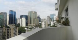 Apartamento à Venda para reforma ao Lado do Parque do Povo