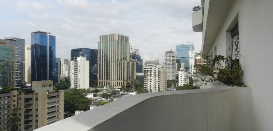 Apartamento à Venda para reforma ao Lado do Parque do Povo