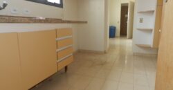 Apartamento à Venda para reforma ao Lado do Parque do Povo