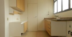 Apartamento à Venda para reforma ao Lado do Parque do Povo