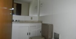 Apartamento à Venda para reforma ao Lado do Parque do Povo