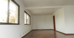 Apartamento à Venda para reforma ao Lado do Parque do Povo