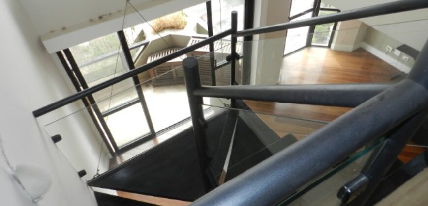 Luxuoso apartamento duplex à venda em Pinheiros – 2 suítes e vista infinita