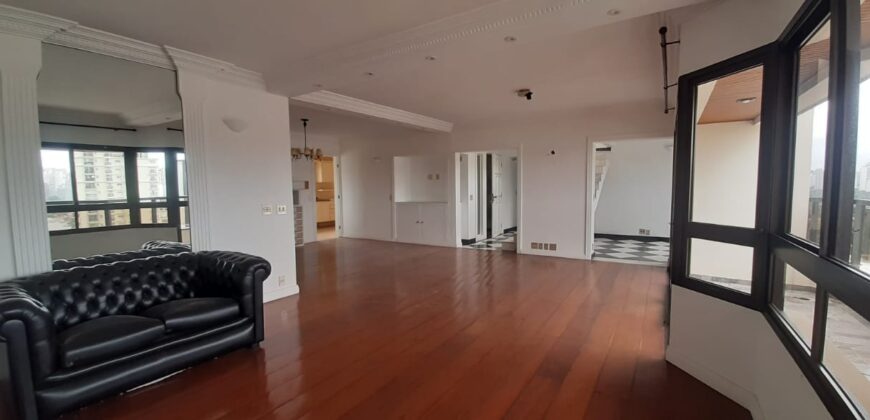 Cobertura de Luxo à venda no Itaim – com Vista Panorâmica e Lazer Completo