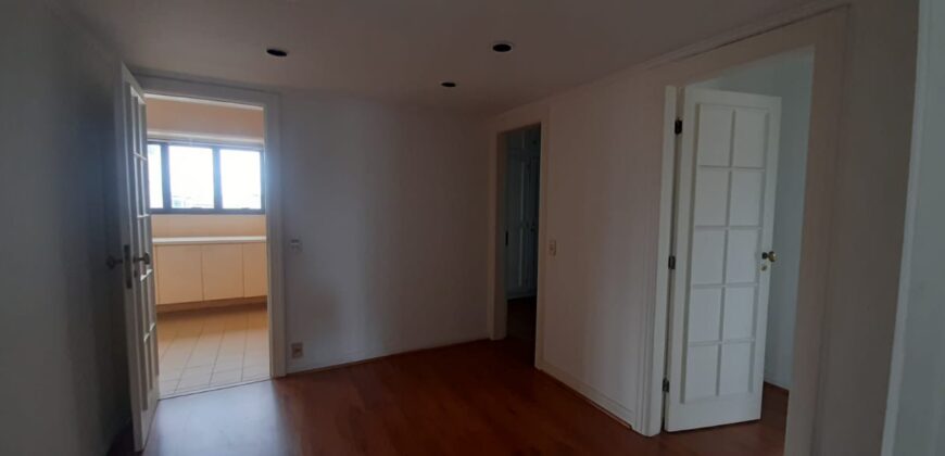 Cobertura de Luxo à venda no Itaim – com Vista Panorâmica e Lazer Completo