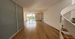 Cobertura Panorâmica Duplex em Alto de Pinheiros: Luxo e Sofisticação para você