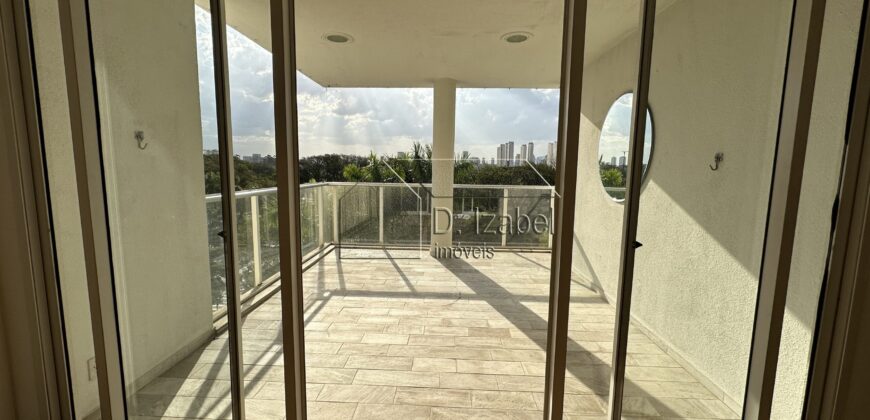 Cobertura Panorâmica Duplex em Alto de Pinheiros: Luxo e Sofisticação para você