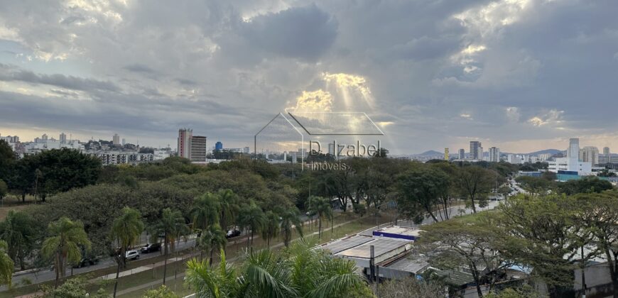 Cobertura Panorâmica Duplex em Alto de Pinheiros: Luxo e Sofisticação para você