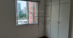 Apartamento com 3 dormitórios à venda na Vila Nova Conceição.