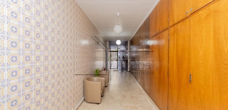 Apartamento à venda no Jardim Paulista, com 55 m² de área útil, oferecendo uma excelente oportunidade tanto para investimento quanto para moradia.