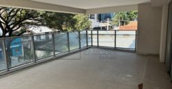 Apartamento novo à venda, com 246 m² de área útil, no melhor do Itaim.