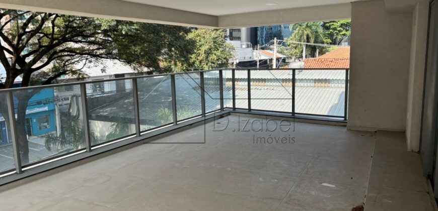 Apartamento novo à venda, com 246 m² de área útil, no melhor do Itaim.