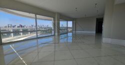Cobertura exclusiva à venda em Perdizes – 415m² com vista permanente para o Vale do Pacaembu.