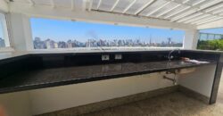 Cobertura exclusiva à venda em Perdizes – 415m² com vista permanente para o Vale do Pacaembu.