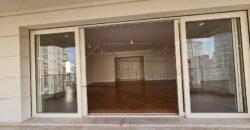 Apartamento à venda no Jardim Europa com 278 m² e 3 suítes – Localização privilegiada ao lado do Clube Pinheiros.