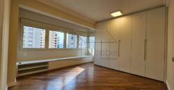 Apartamento à venda no Jardim Europa com 278 m² e 3 suítes – Localização privilegiada ao lado do Clube Pinheiros.