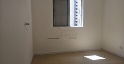 Apartamento à venda com 55 m² em localização privilegiada de Perdizes, bem em frente ao tradicional Colégio Sagrado Coração de Jesus.