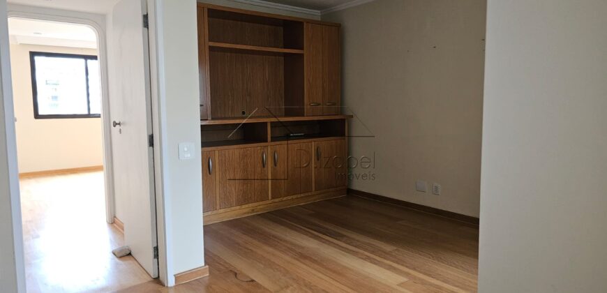 Apartamento à venda com 209 m² e 3 suítes no Itaim Bibi, São Paulo.