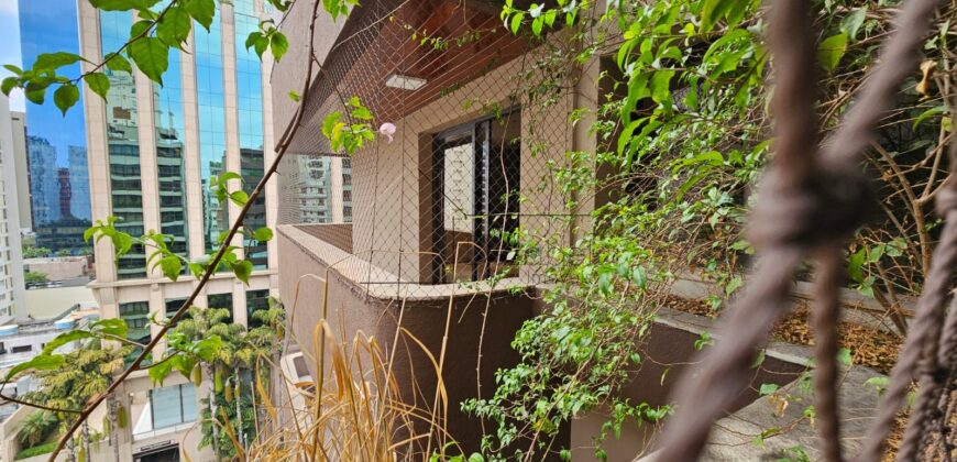 Apartamento à venda com 209 m² e 3 suítes no Itaim Bibi, São Paulo.