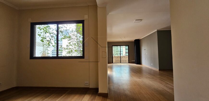 Apartamento à venda com 209 m² e 3 suítes no Itaim Bibi, São Paulo.