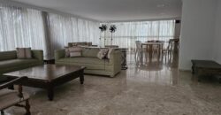 Apartamento à venda com 191 m² e 4 quartos no Jardim Paulista, São Paulo.