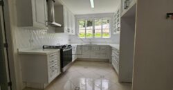 Casa à venda com 436 m² e 3 suítes no Alto de Pinheiros.