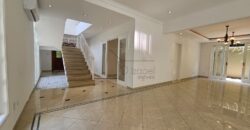 Casa à venda com 436 m² e 3 suítes no Alto de Pinheiros.