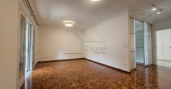 Casa à venda com 436 m² e 3 suítes no Alto de Pinheiros.