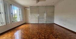 Casa à venda com 436 m² e 3 suítes no Alto de Pinheiros.