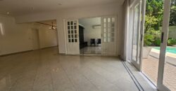 Casa à venda com 436 m² e 3 suítes no Alto de Pinheiros.