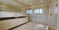 Casa à venda com 436 m² e 3 suítes no Alto de Pinheiros.