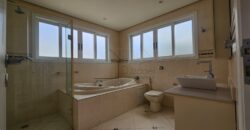 Casa à venda com 436 m² e 3 suítes no Alto de Pinheiros.