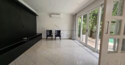 Casa à venda com 436 m² e 3 suítes no Alto de Pinheiros.