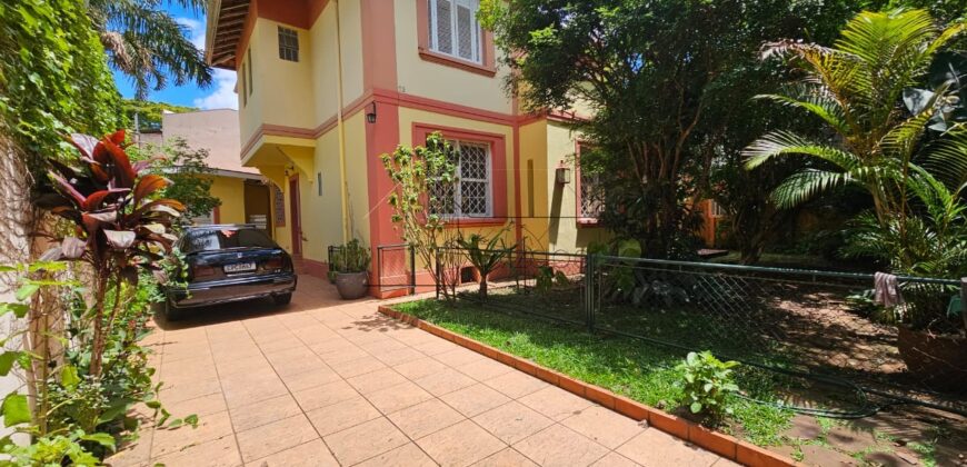 Casa à venda no Jardim Europa, São Paulo – SP.