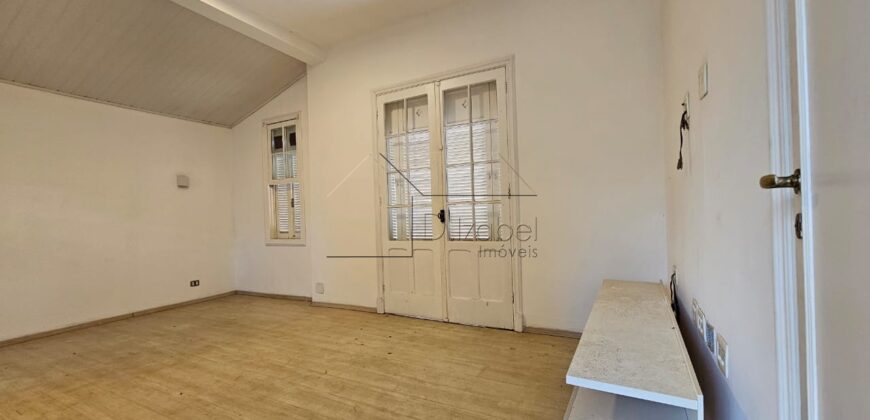 Casa à venda no Jardim Europa, São Paulo – SP.