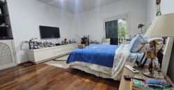 Sobrado à Venda em Rua Fechada no Alto de Pinheiros – 460m² Construídos, 4 Suítes, Segurança 24h