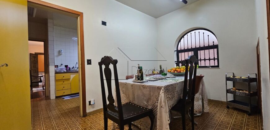 Sobrado à Venda em Rua Fechada no Alto de Pinheiros – 460m² Construídos, 4 Suítes, Segurança 24h