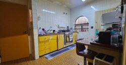 Sobrado à Venda em Rua Fechada no Alto de Pinheiros – 460m² Construídos, 4 Suítes, Segurança 24h