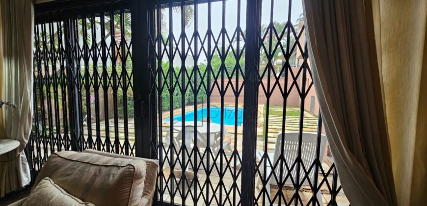 Sobrado à Venda em Rua Fechada no Alto de Pinheiros – 460m² Construídos, 4 Suítes, Segurança 24h