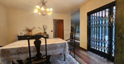 Sobrado à Venda em Rua Fechada no Alto de Pinheiros – 460m² Construídos, 4 Suítes, Segurança 24h