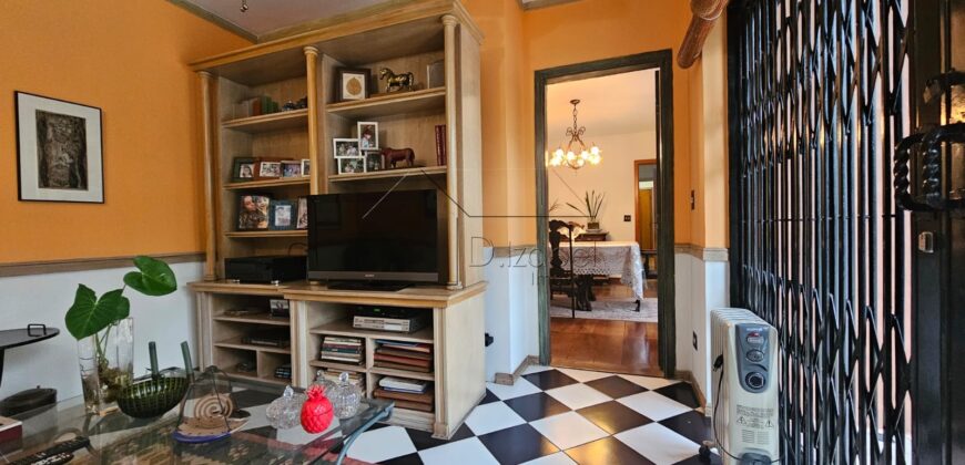 Sobrado à Venda em Rua Fechada no Alto de Pinheiros – 460m² Construídos, 4 Suítes, Segurança 24h