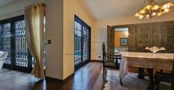 Sobrado à Venda em Rua Fechada no Alto de Pinheiros – 460m² Construídos, 4 Suítes, Segurança 24h