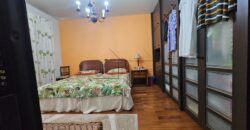 Sobrado à Venda em Rua Fechada no Alto de Pinheiros – 460m² Construídos, 4 Suítes, Segurança 24h